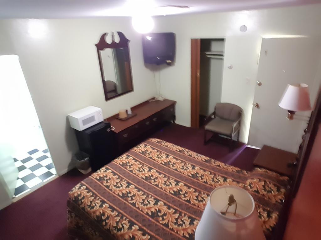 Travelers Motel Elko Zimmer foto